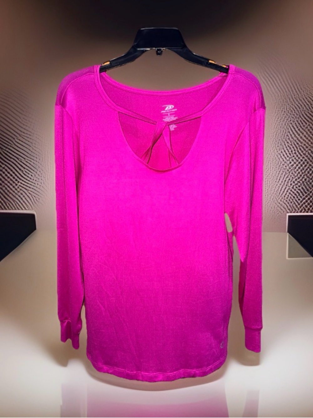NowT Pro Player Women’s Hot Pink Long-Sleeve Scoop Neck Top - S